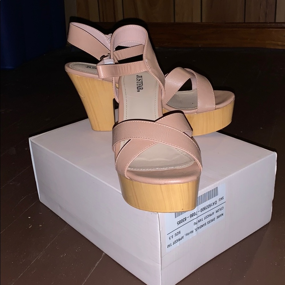 Dress sandals